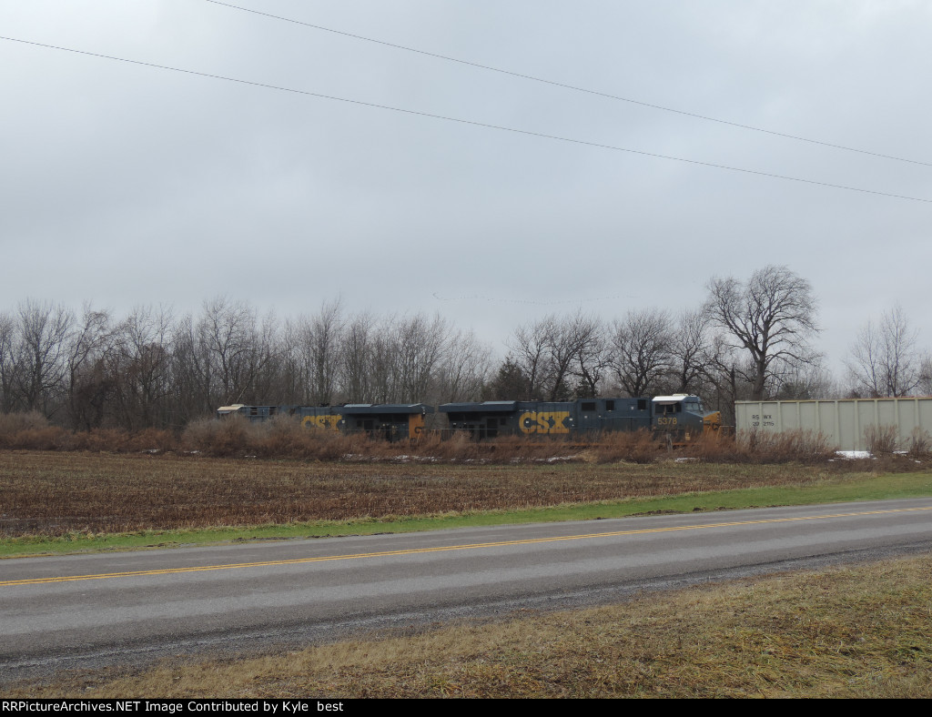 CSX 5379 and 5378